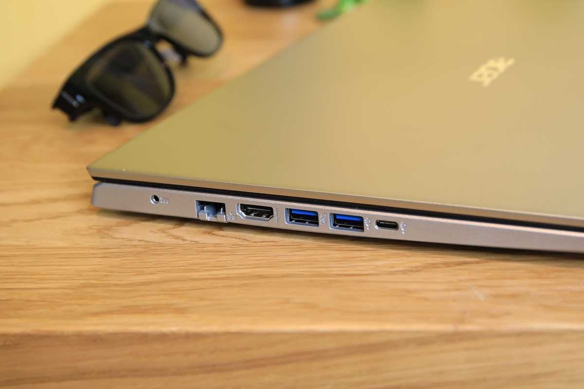 Acer Aspire ports