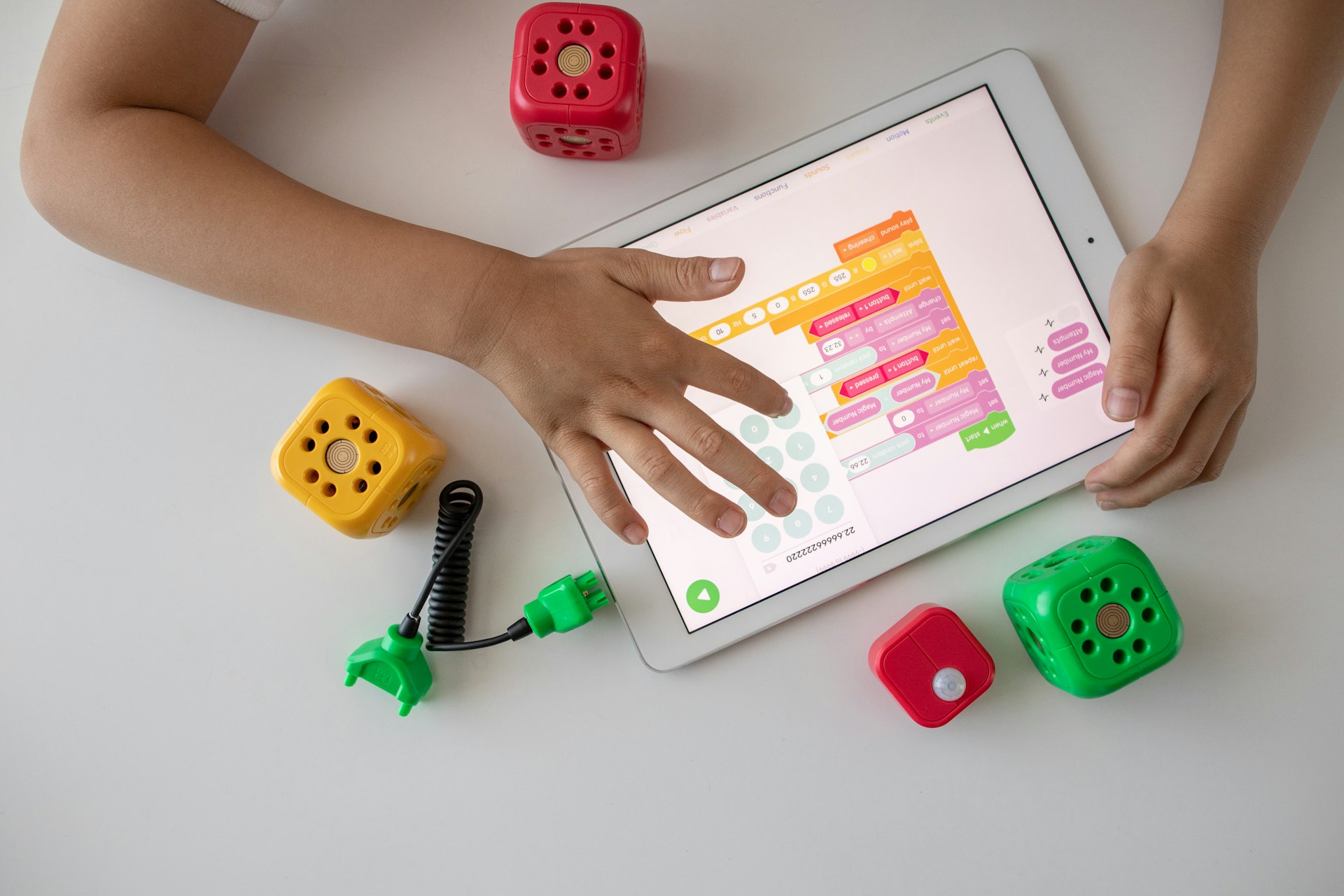 Unlocking Personalized Education: How AI-Powered Adaptive Learning Platforms Transform Learning Outcomes