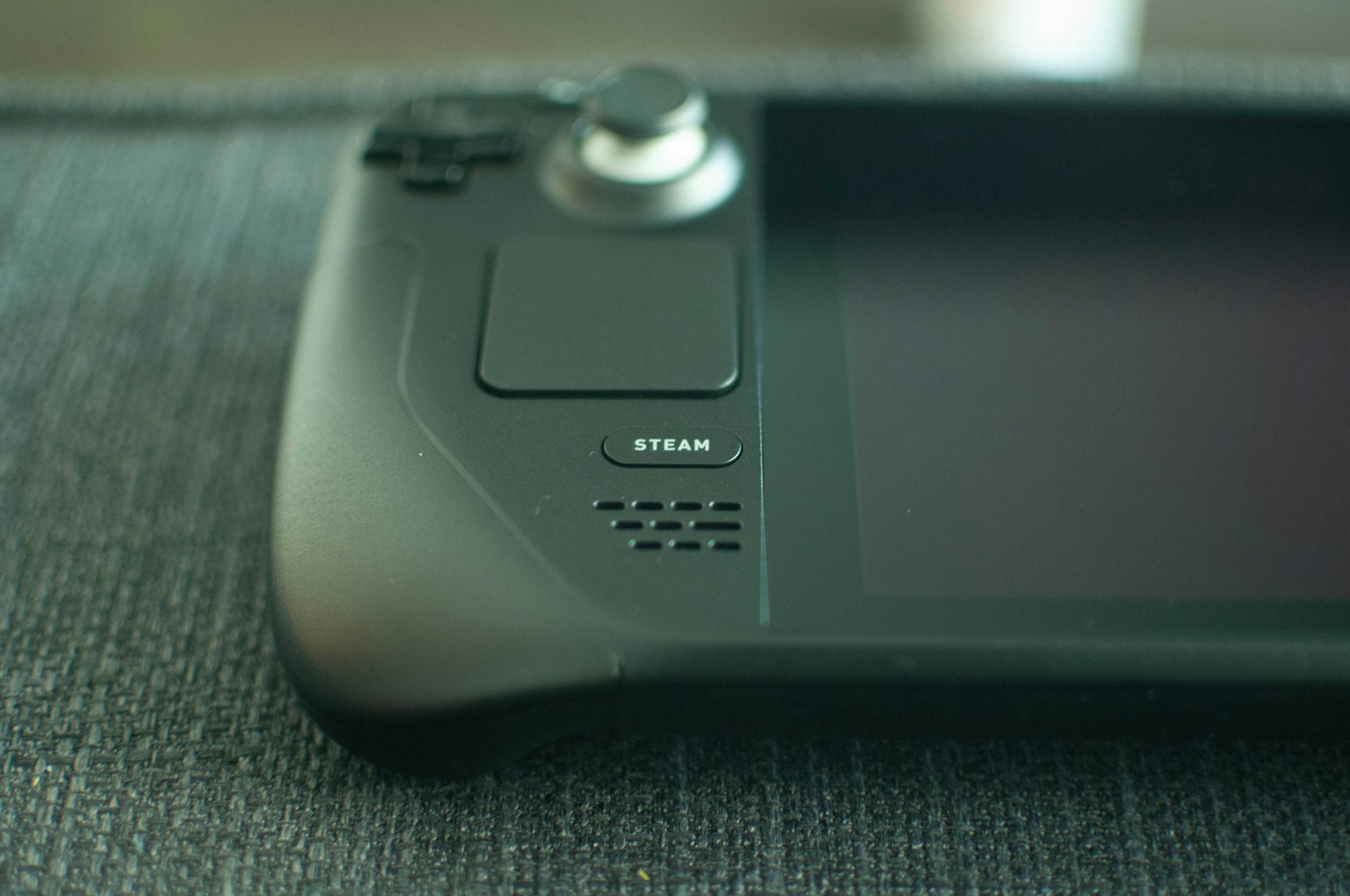 Inside the Resurgence of Retro Handheld Consoles: Trends, Devices, and How to Join the Movement
