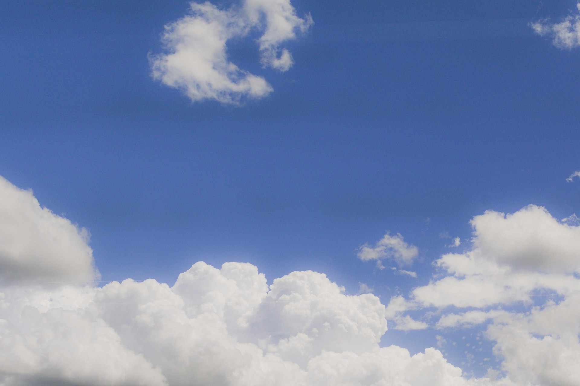 Cloud Gaming Platforms Compared: 2025's Ultimate Guide to Streaming Games Anywhere